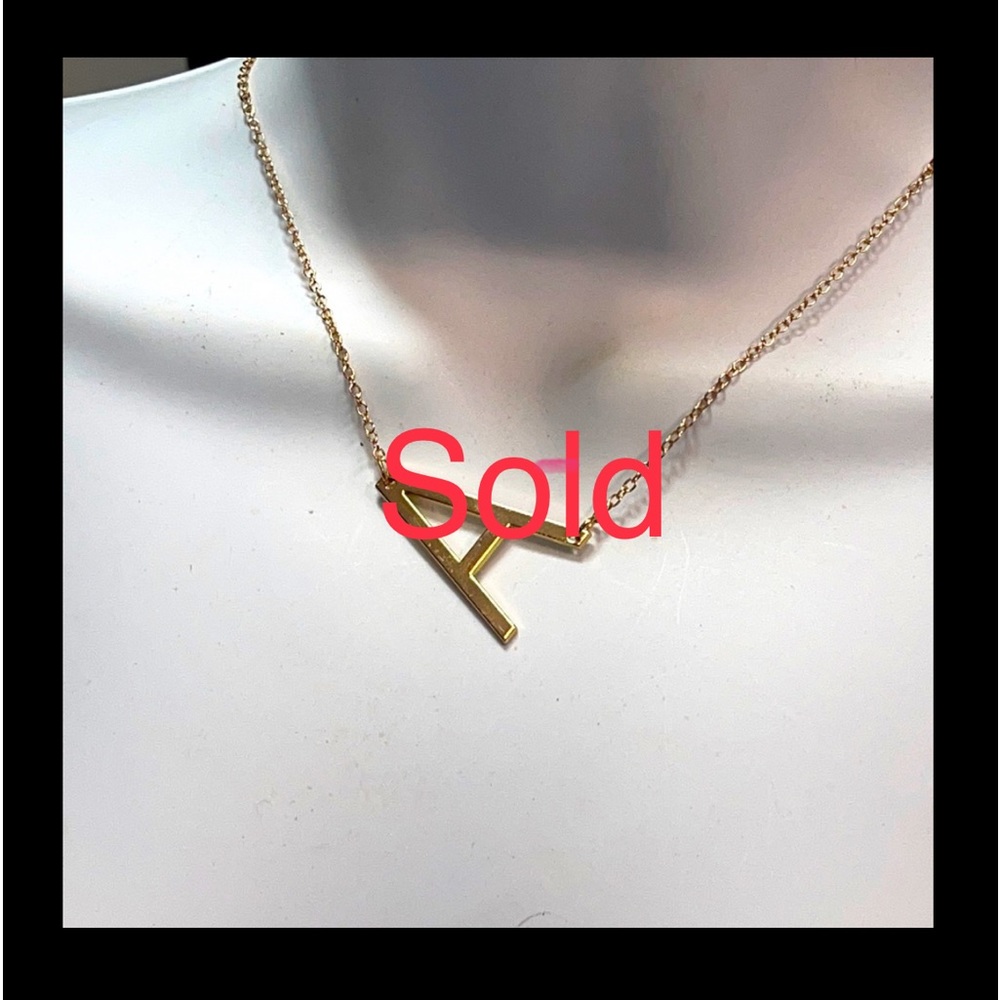 SOLD🎯3/$18🎯 Gold A Initial Necklaces - Picture 1 of 5